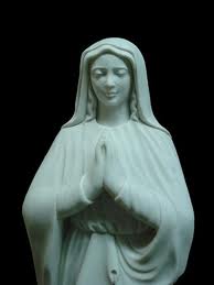 Ожившие статуи Девы Марии
